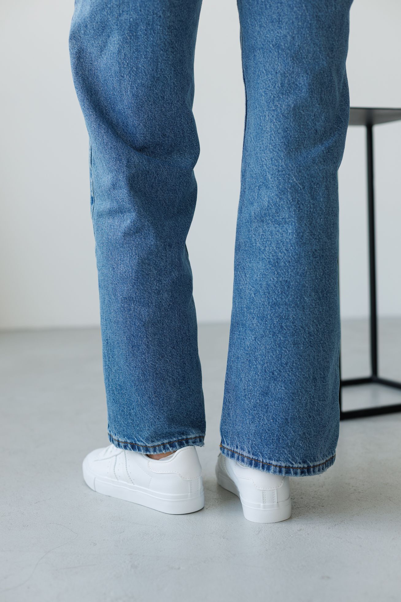 094A5947