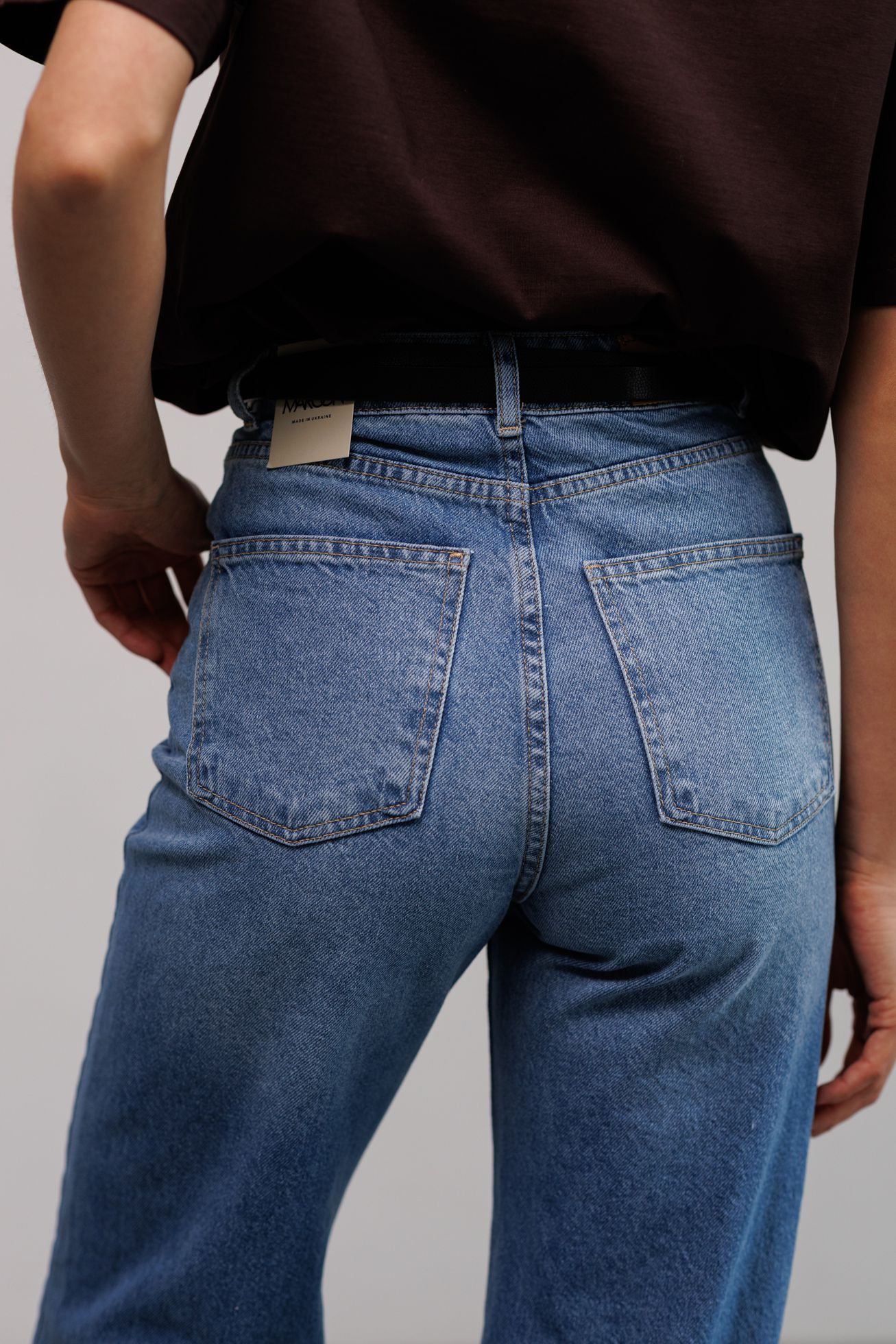 094A5916