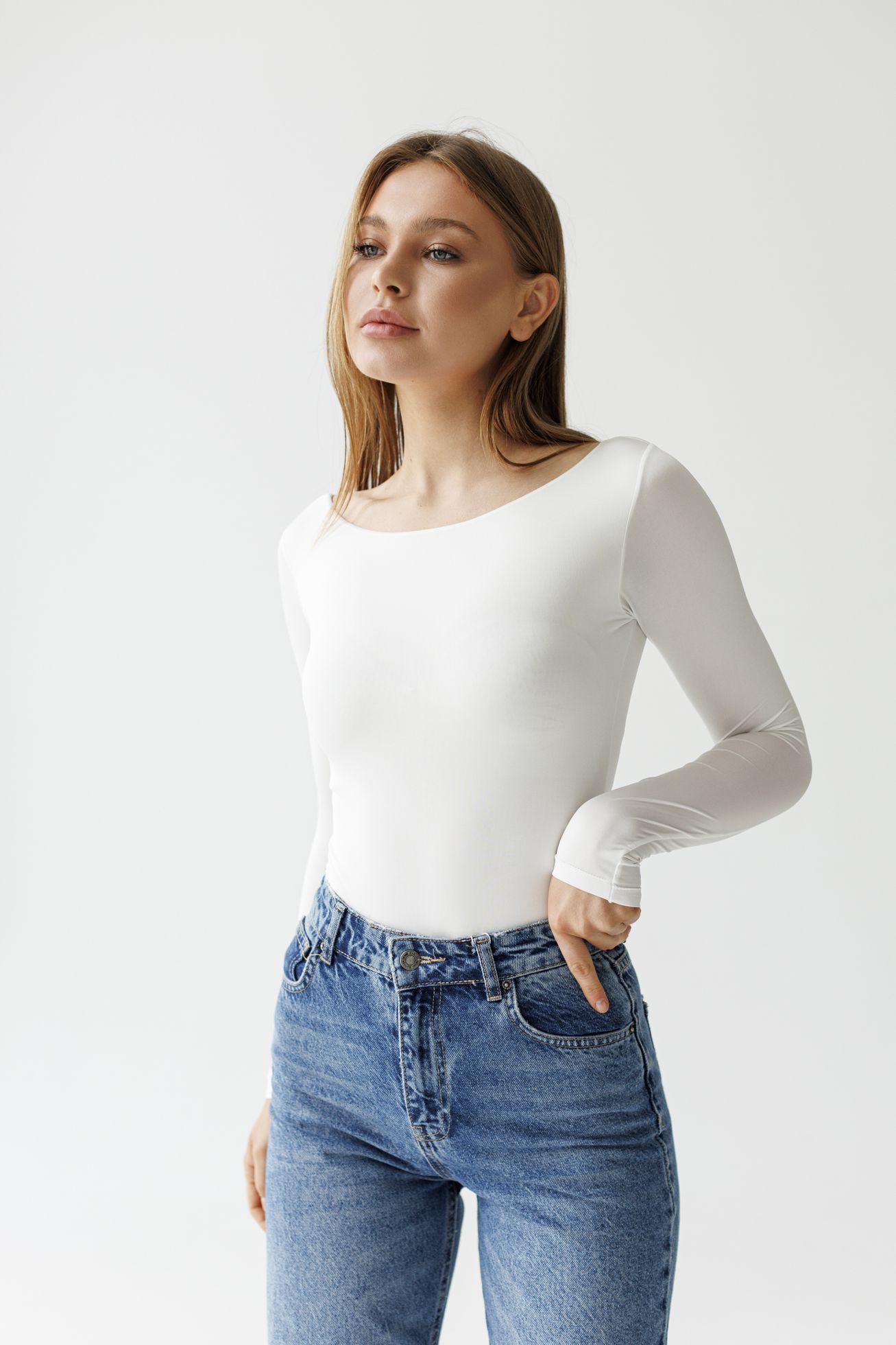 094A6404