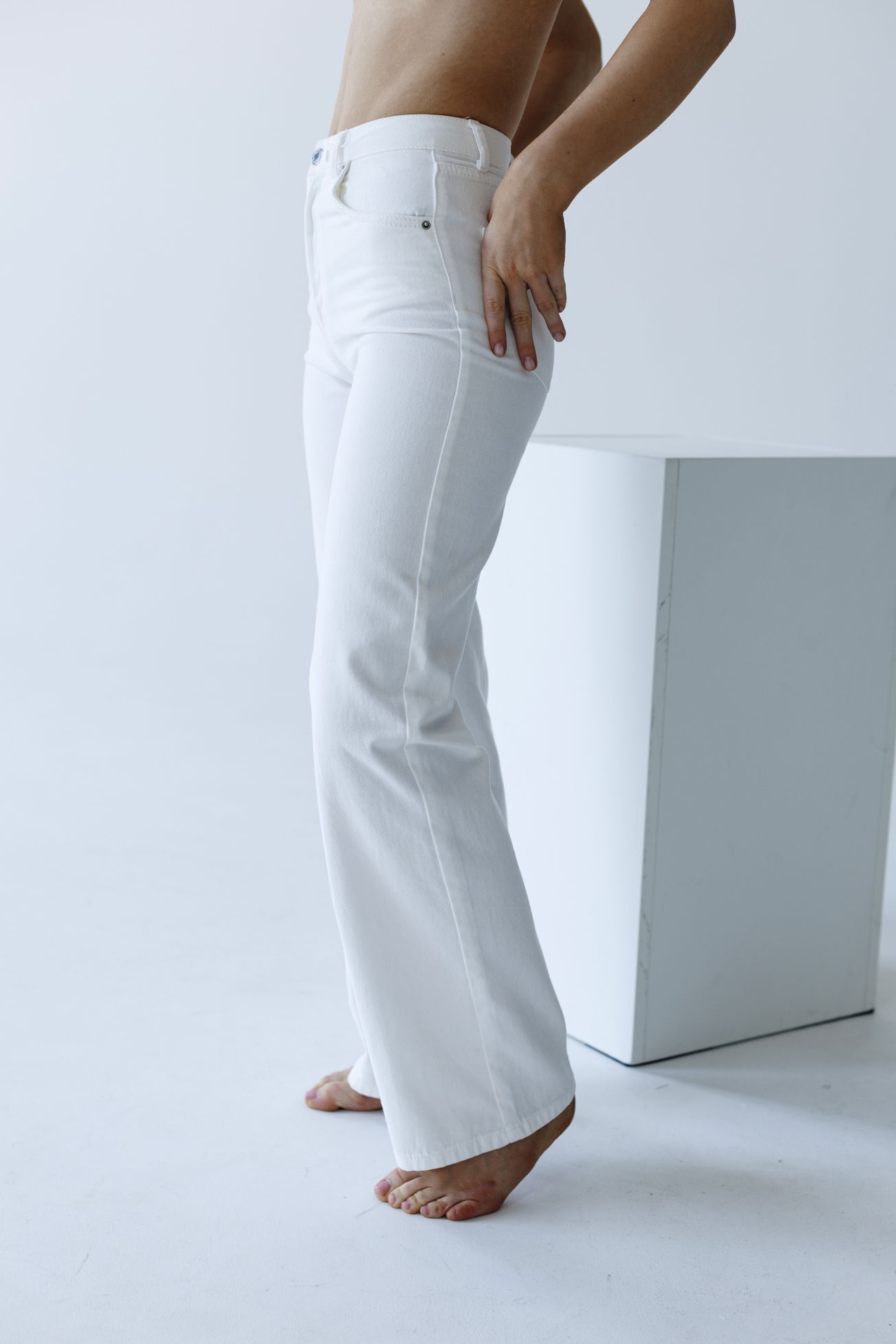 094A9773
