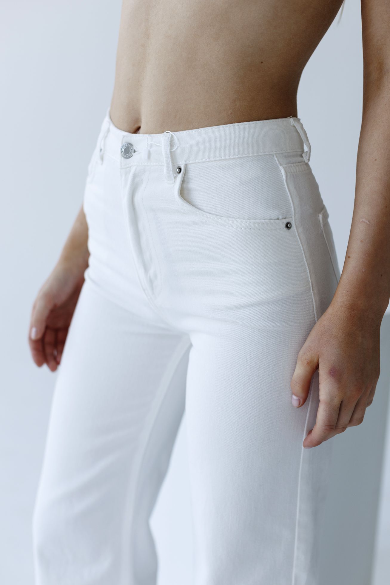 094A9775